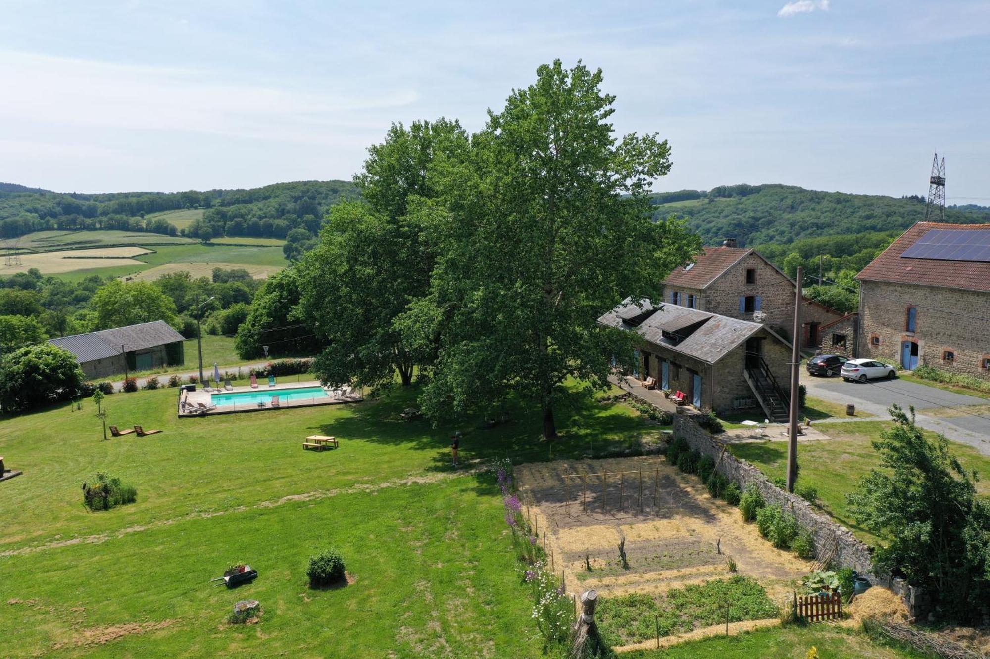 Maison D'Hotes Ourdeaux Et Gite Chez Rouchon Alleyrat  ภายนอก รูปภาพ