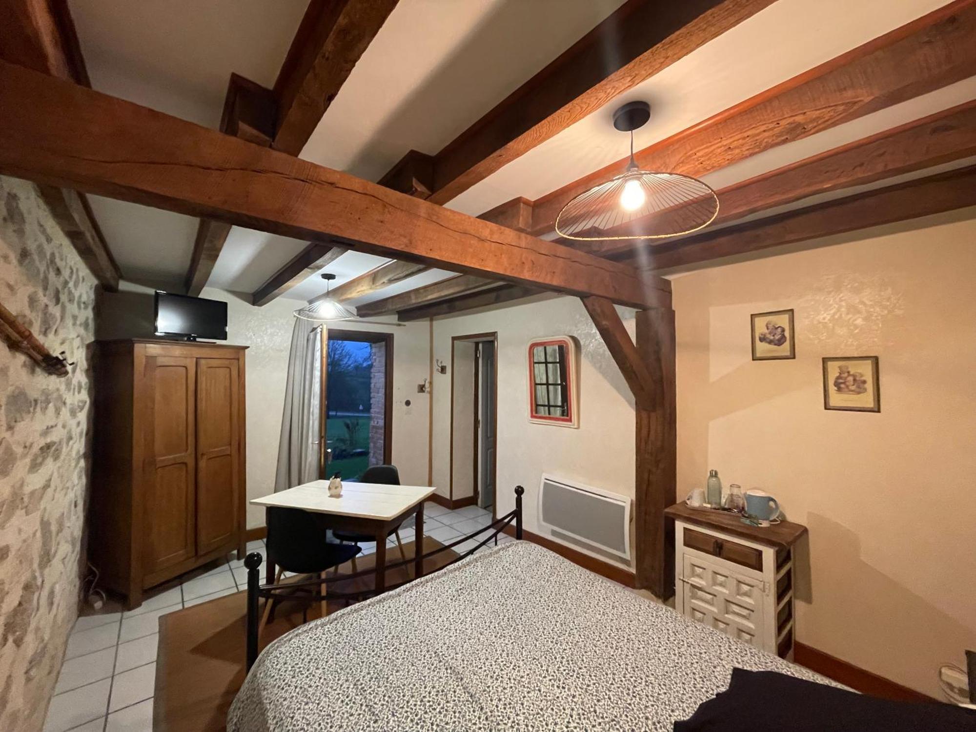 Maison D'Hotes Ourdeaux Et Gite Chez Rouchon Alleyrat  ภายนอก รูปภาพ