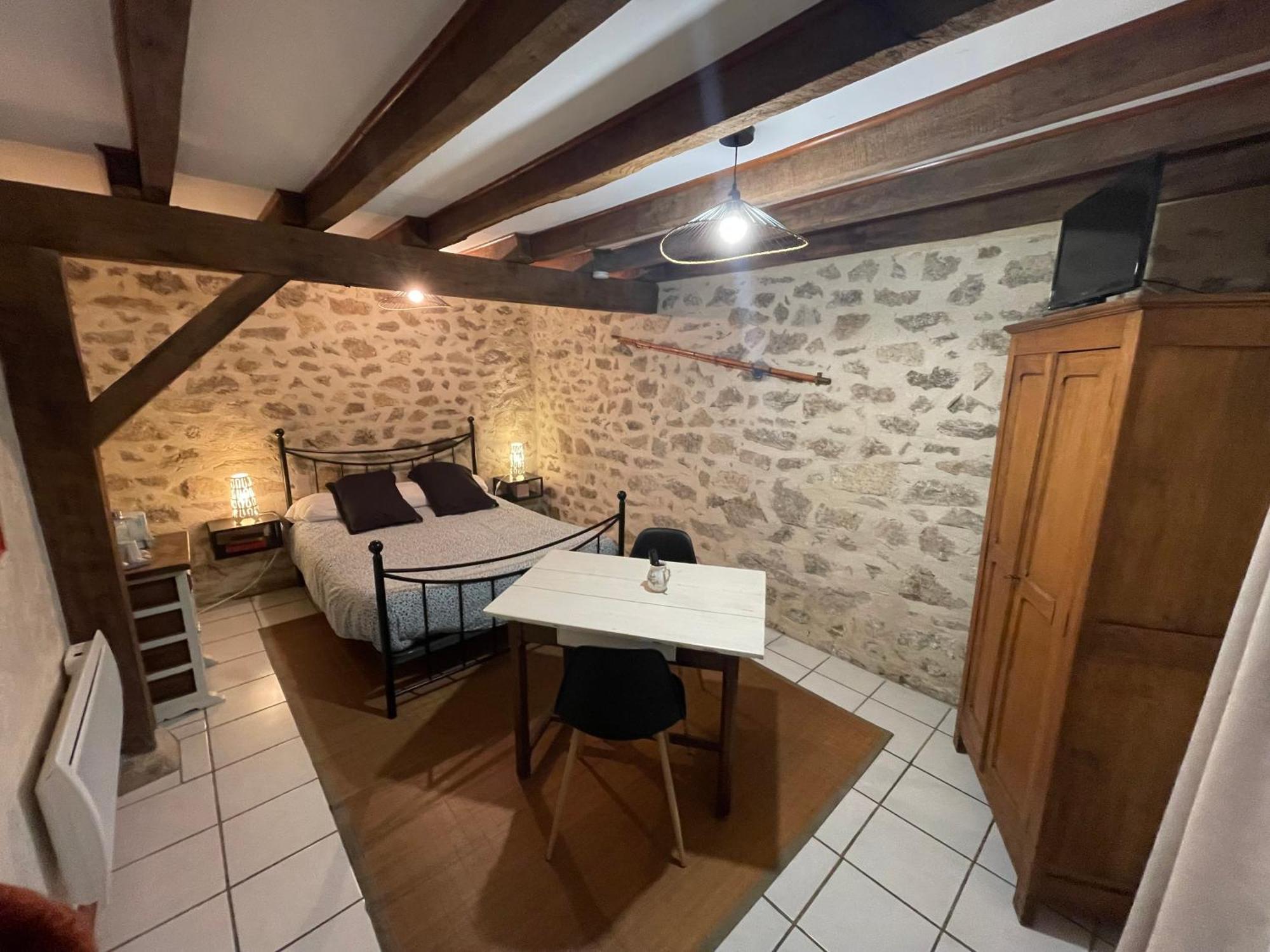 Maison D'Hotes Ourdeaux Et Gite Chez Rouchon Alleyrat  ภายนอก รูปภาพ